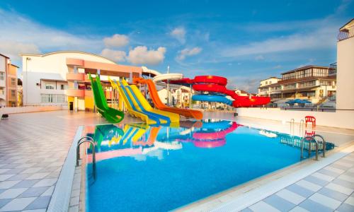 «Фея 2 SunBeach Resort & Spa» пансионат Анапа, Джемете - Фото 16. Бассейны