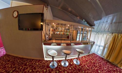 МиЛоо Family Resort Hotel Лоо, Сочи - Фото 10. Бар