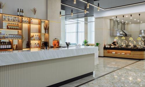 Зенит Резорт отель и СПА / «ZENITH RESORT HOTEL SPA» 5* Джемете, Анапа - Фото 68. Зал промежуточного питания