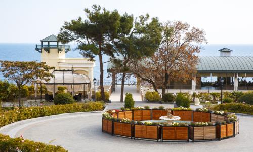 Отель PALMIRA PALACE Ялта - Фото 17. Территория