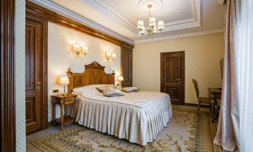 Отель PALMIRA PALACE Ялта - Фото 82. Апартаменты 4-местный 4-комнтаный (Милан)