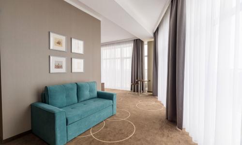Movenpick Resort SPA Anapa Miracleon Витязево, Анапа - Фото 67. Junior Suite 2-местный 2-комнатный SV (с балконом и видом на бассейн и море)