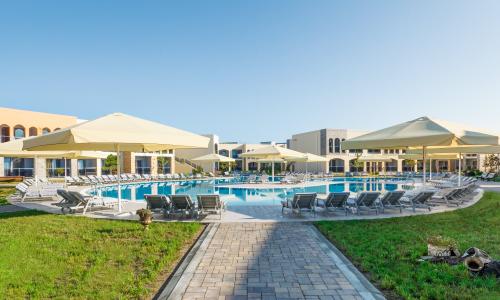 Morea Family Resort Spa Джемете, Анапа - Фото 26. Бассейн