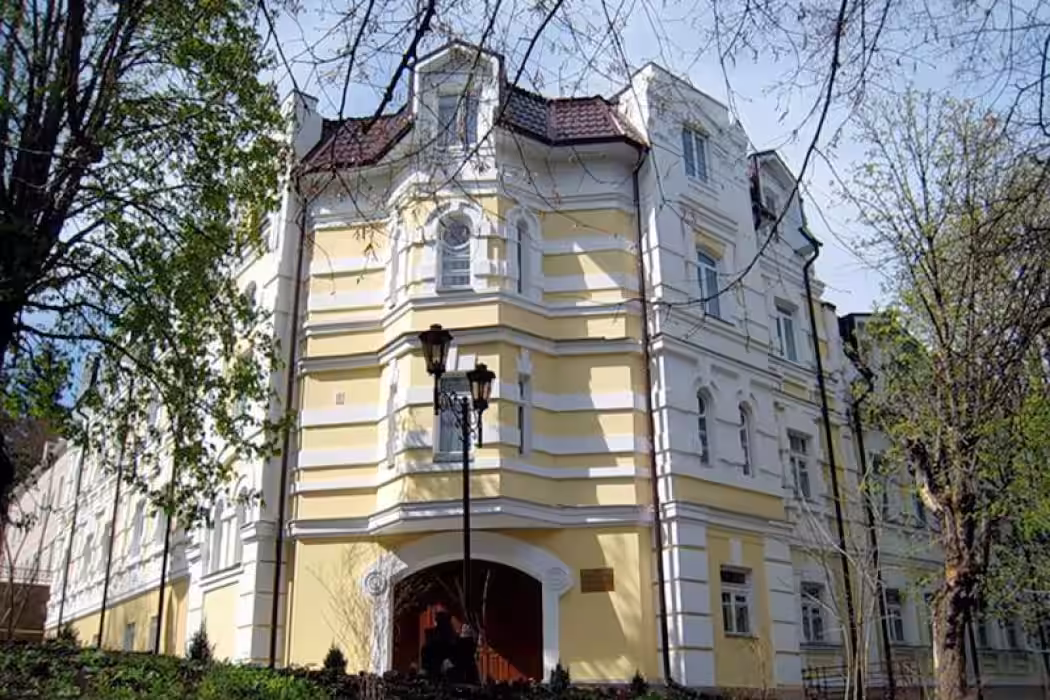 Пансионат Октябрь Кисловодск - Фото 1. Пансионат