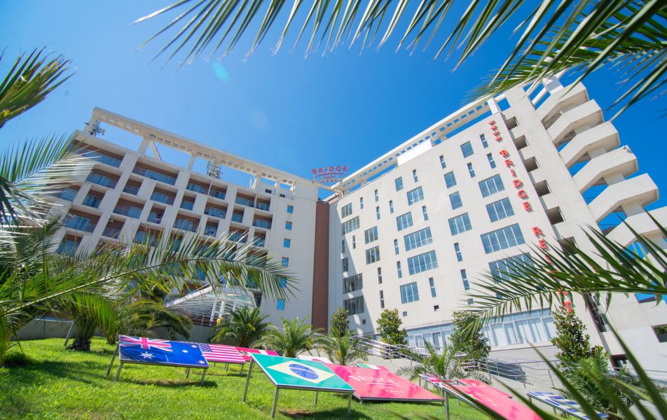 Отель Бридж Резорт / Bridge Resort Сочи - Фото 1. Внешний вид