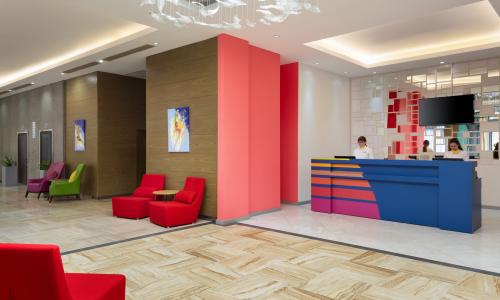 Отель Ibis Styles / Ибис Стайлс Красная Поляна Эсто-Садок, Сочи - Фото 12. Ресепшн