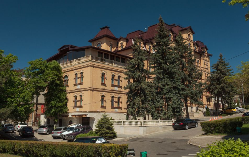 Отель Бристоль Пятигорск - Фото 1. Внешний вид