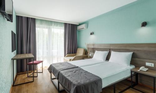 SUNPARCO Hotel Ultra all inclusive / «Санпарко» Анапа - Фото 122. Семейный 4-местный 2-комнатный (к. Sunrise)
