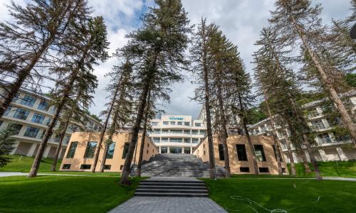 Санаторий Источник Кисловодск - Фото 1. Территория