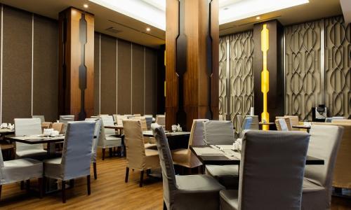 Отель Novotel Fit / Новотель Фит Красная Поляна Эсто-Садок, Сочи - Фото 24. Ресторан Бельведер