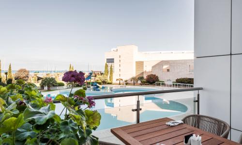 «Mantera Resort Congress 5*» / «Мантера Резорт и Конгресс» отель Сочи - Фото 40. Шведская линия