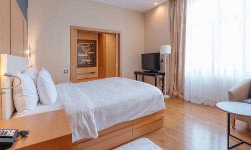 Отель Novotel Resort and spa Krasnaya Polyana Эсто-Садок, Сочи - Фото 57. Представительский 2-местный