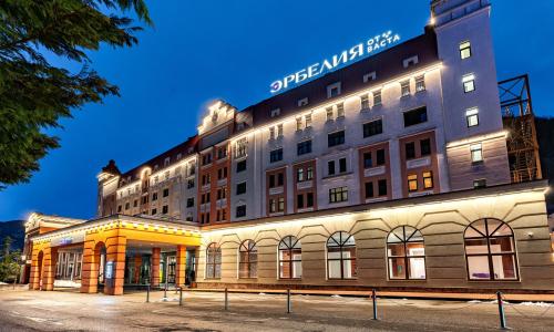 Отель Эрбелия от Васта (ex. Mercure Rosa Khutor) Роза Хутор, Сочи - Фото 11. Фасад