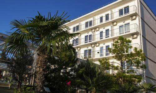 Alex Resort & Spa Hotel Гагра - Фото 7. Новый корпус №2