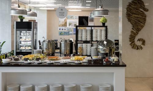 Sea Galaxy Hotel Congress Spa Сочи - Фото 19. Шведский стол