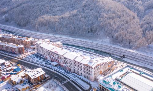 Sochi Marriott Krasnaya Polyana Красная Поляна, Сочи - Фото 8. Фасад зима