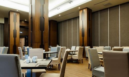 Отель Novotel Fit / Новотель Фит Красная Поляна Эсто-Садок, Сочи - Фото 21. Ресторан Бельведер