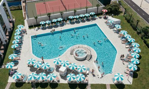 «Mantera Resort Congress 5*» / «Мантера Резорт и Конгресс» отель Сочи - Фото 10. Бассейны