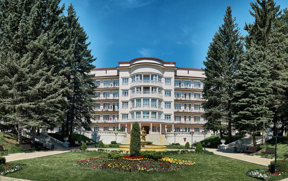 Санаторий Центросоюз Кисловодск - Фото 1. Внешний вид
