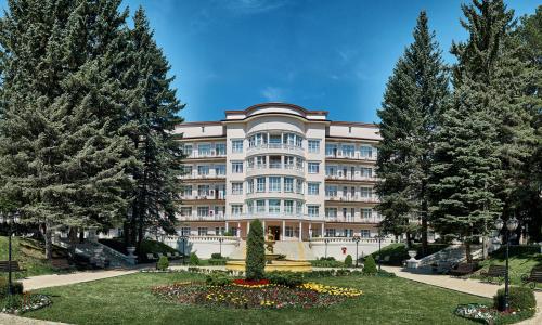 Санаторий Центросоюз Кисловодск - Фото 1. Внешний вид