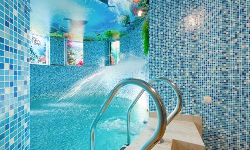 Отель Комильфо Пятигорск - Фото 6. Бассейн