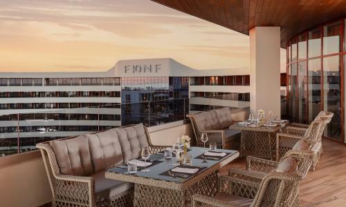 Miracleon Fюnf Luxury Resort SPA Anapa Витязево, Анапа - Фото 13. Ресторан Айвазовский