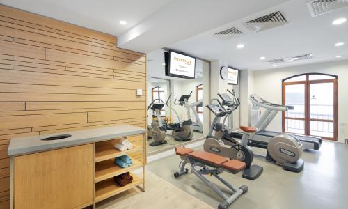 Courtyard by Marriott Sochi Krasnaya Polyana Hotel Эсто-Садок, Сочи - Фото 22. Тренажерный зал