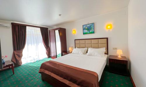 WELLNESS Park Hotel (Велнес Парк) Гагра - Фото 61. Сьют 2-местный 2-комнатный (с балконом, без привязки к этажу и виду)