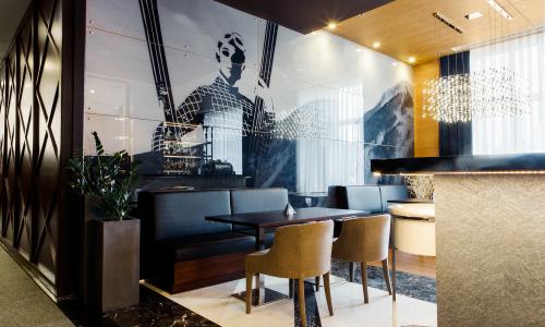 Отель Novotel Resort and spa Krasnaya Polyana Эсто-Садок, Сочи - Фото 19. Лобби бар