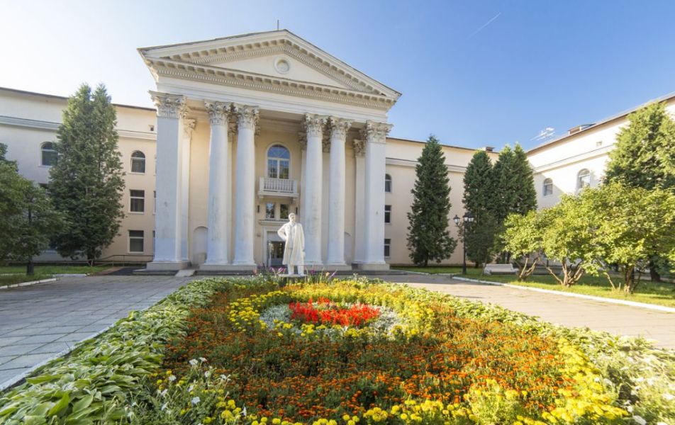 Санаторий им. Горького Москва и Подмосковье - Фото 1. Территория