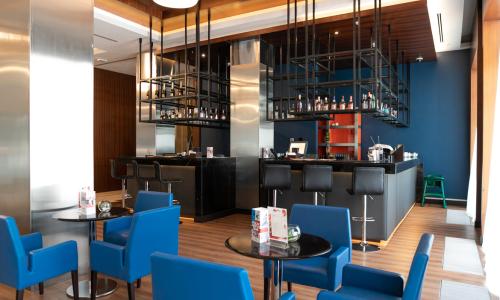 Отель Novotel Fit / Новотель Фит Красная Поляна Эсто-Садок, Сочи - Фото 11. Лобби бар