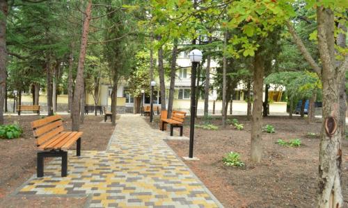 Санаторий Славутич Алушта - Фото 22. парковая зона  5