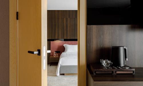 Зенит Резорт отель и СПА / «ZENITH RESORT HOTEL SPA» 5* Джемете, Анапа - Фото 146. Luxe Premium 2-местный 2-комнатный