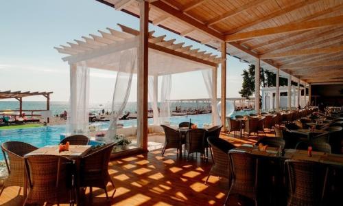 Отель Прометей Клуб Сочи, Лазаревское - Фото 48. La Terrasse
