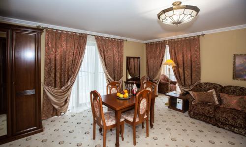 Alex Resort & Spa Hotel Гагра - Фото 112. Делюкс 2-местный 2-комнатный (Повышенной комфортности)