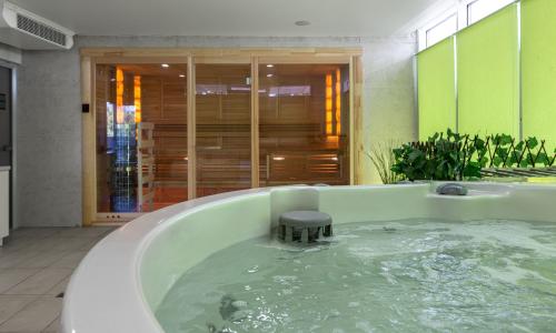 Sea Galaxy Hotel Congress Spa Сочи - Фото 40. SPA-комплекс и мастерская красоты