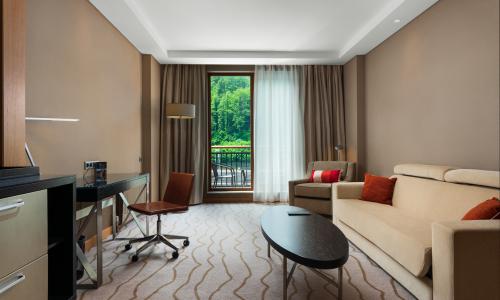 Sochi Marriott Krasnaya Polyana Красная Поляна, Сочи - Фото 121. Делюкс 2-местный TWIN (с видом на горы)