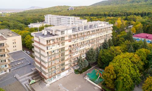 Санаторий Лесная Поляна Пятигорск - Фото 1. Фасад