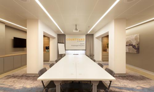 Courtyard by Marriott Sochi Krasnaya Polyana Hotel Эсто-Садок, Сочи - Фото 29. Конференц-зал Сочи-Милан