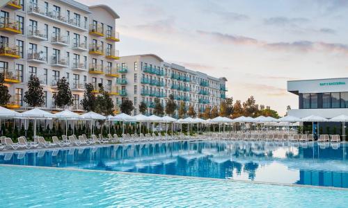Miracleon Город Mira Family Resort SPA Anapa Витязево, Анапа - Фото 3. Бассейн