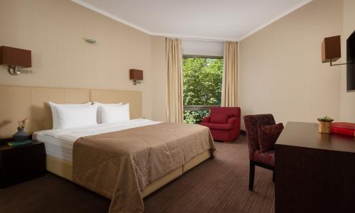 ПРИМОРЬЕ GRAND RESORT HOTEL Геленджик - Фото 132. Апартаменты 4-местный 4-комнатный (4* корпус № 3, вид на море)