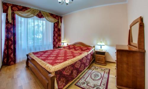 Санаторий Горького Кисловодск - Фото 68. Люкс 2-местный 2-комнатный (корпус 2)