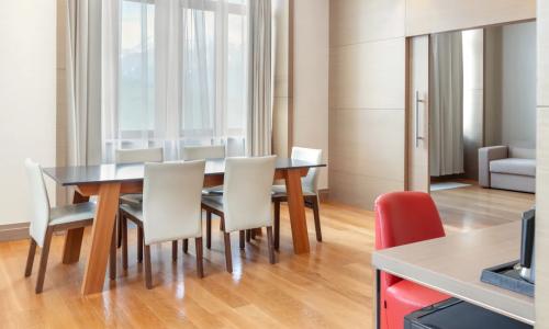Отель Ibis Styles / Ибис Стайлс Красная Поляна Эсто-Садок, Сочи - Фото 37. Пентхаус 4-местный (с 2 спальнями и гостиной)