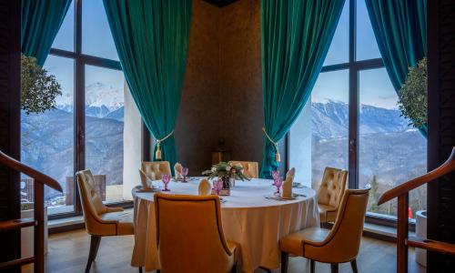 Отель RIXOS Krasnaya Polyana Sochi Эсто-Садок, Красная Поляна, Сочи - Фото 11. Ресторан
