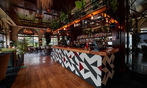 Отель Ibis Styles / Ибис Стайлс Красная Поляна Эсто-Садок, Сочи - Фото 16. Ресторан