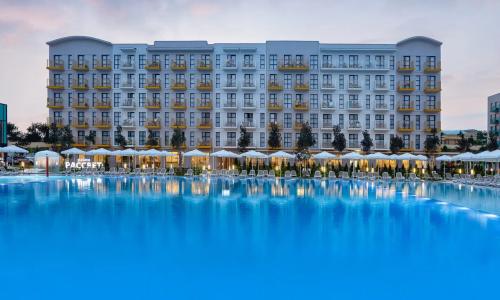 Miracleon Город Mira Family Resort SPA Anapa Витязево, Анапа - Фото 58. Бассейн
