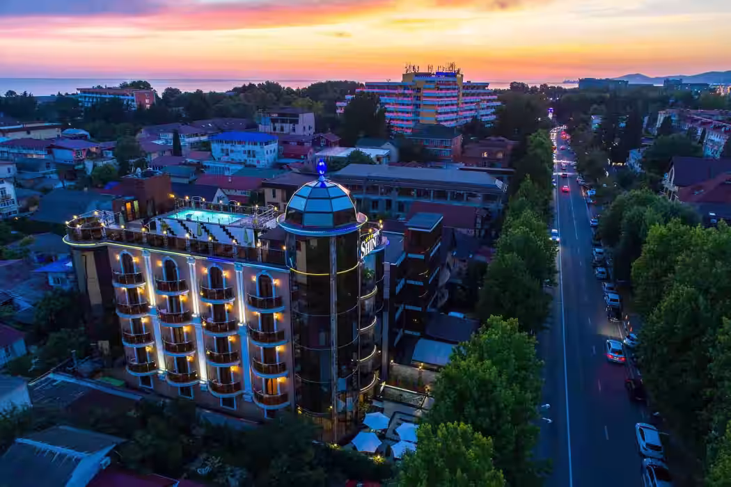 «Shine House» / «Шайн Хаус» отель Адлер, Сочи - Фото 1. Внешний вид