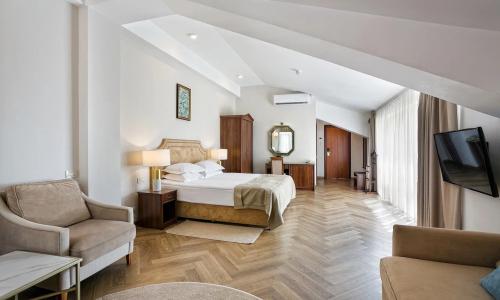 Отель PALMIRA PALACE Ялта - Фото 63. Супериор 2-местный 1-комнтаный (парк)