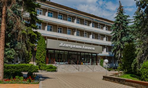 Санаторий Жемчужина Кавказа Ессентуки - Фото 1. Здание