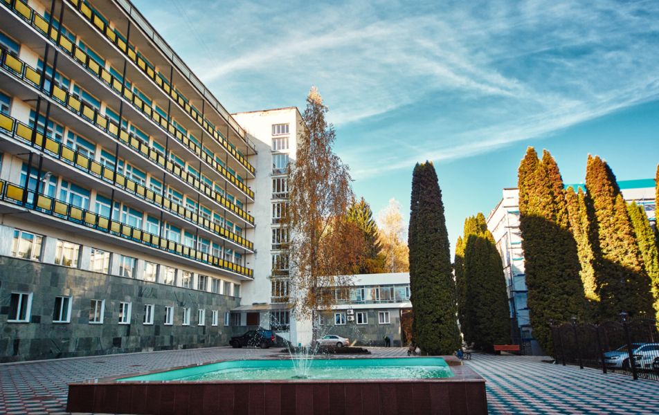 Санаторий Родник Кисловодск - Фото 1. Внешний вид